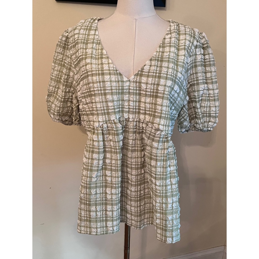 NWT Entro Sage Green Plaid Seersucker Puff Sleeve Babydoll Top V-Neck Large - Picture 2 of 7